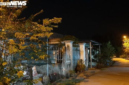 Hàng xóm bé gái 7 tuổi chết bất thường ở TP.HCM nói gì?