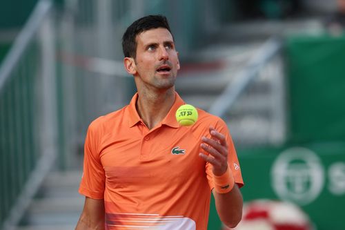 Djokovic thất bại trong ngày tái xuất