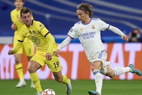 Ferdinand: 'Modric khiến tôi mất giọng. Cú trivela phi thường'