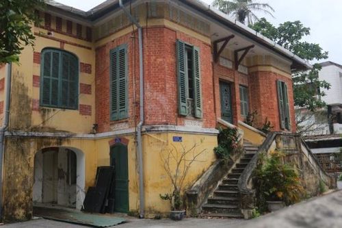 Thừa Thiên – Huế định 'vung tiền' di dời biệt thự Pháp: Hoàng thành có cần đầu tư?