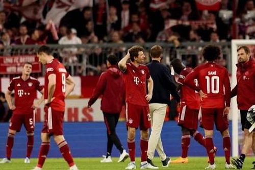 Bayern bị loại tức tưởi tại Champions League