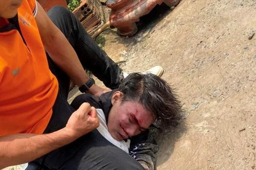 Bắt nghi phạm đâm nhân viên giao hàng để cướp nhẫn kim cương