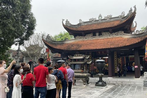 Về thăm Đền Đô trước ngày khai hội