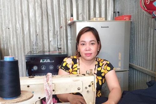Vượt khó, vươn lên thoát nghèo bền vững từ nghề may gia công