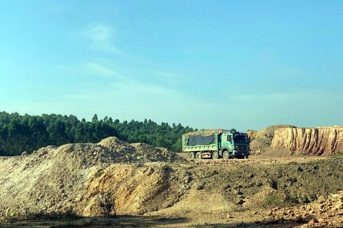 Bắc Giang: Xử lý nghiêm các vi phạm trong hoạt động khai thác, vận chuyển khoáng sản