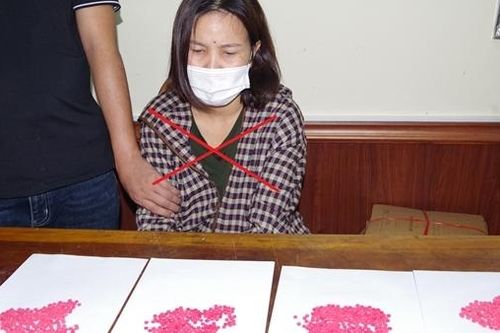 Nữ quái mua hồng phiến ở Thanh Hóa ra Hà Nam tiêu thụ