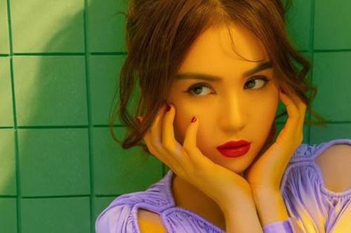 Ngọc Trinh đặt tên talkshow của mình 'nhạy cảm' thế nào mà bị nhiều người la ó?