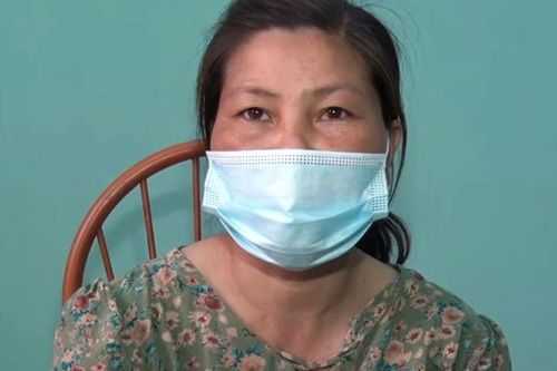 Người phụ nữ mạo nhận cán bộ làm chính sách hỗ trợ dịch bệnh Covid-19 lừa tiền người dân