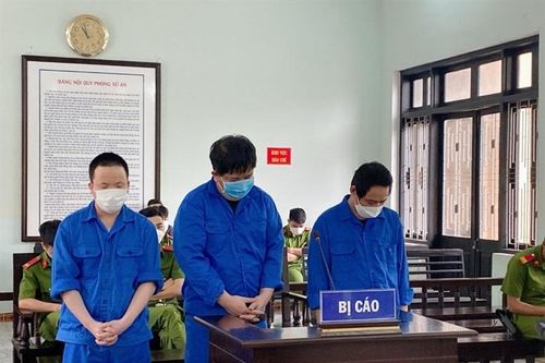 Bản án thích đáng cho 3 kẻ vận chuyển 14 bánh heroin