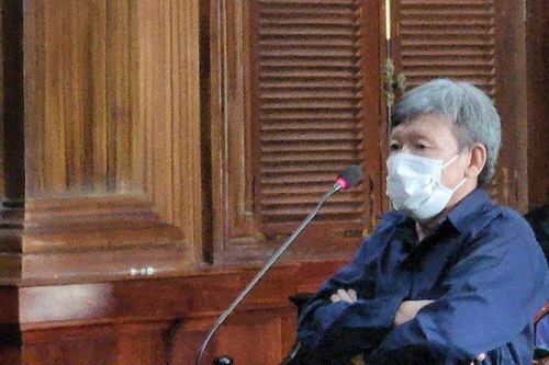 Cựu bảo vệ dân phố trốn truy nã, bị bắt sau khi nhận bằng khen, lĩnh 19 năm tù