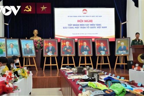 Bảo tàng Mặt trận Tổ quốc Việt Nam tiếp nhận hơn 600 hiện vật quý