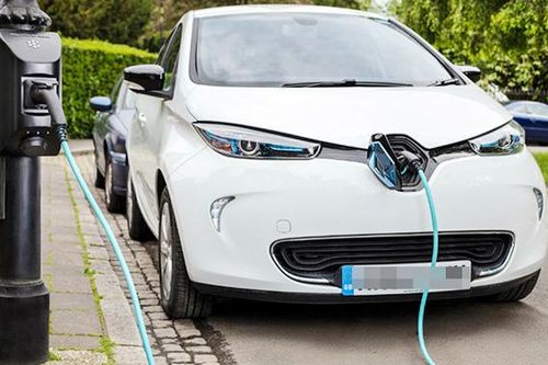 Cần chuẩn hóa trạm sạc xe điện tại khu chung cư để an toàn