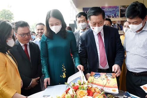 Đổi mới chuyên nghiệp, lan tỏa nhân văn