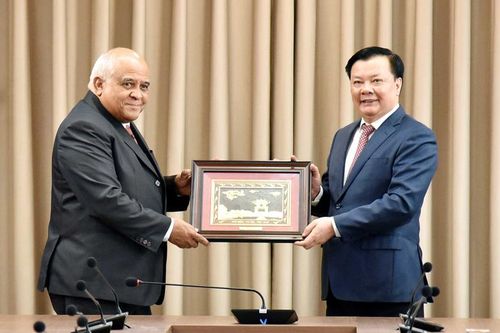 Hà Nội mong muốn thúc đẩy và mở rộng quan hệ hữu nghị hợp tác với các địa phương của Cuba
