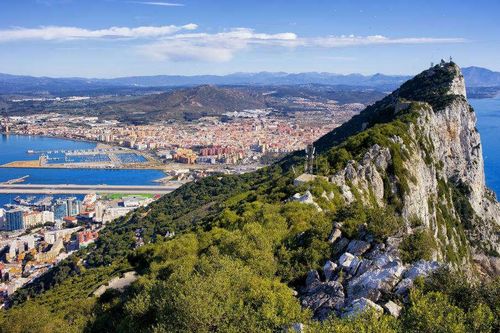 Gibraltar chật vật xử lý núi rác thải chỉ vì thủ tục hậu Brexit