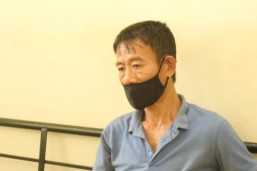 Giấu ma túy dưới thuyền để bán cho khách
