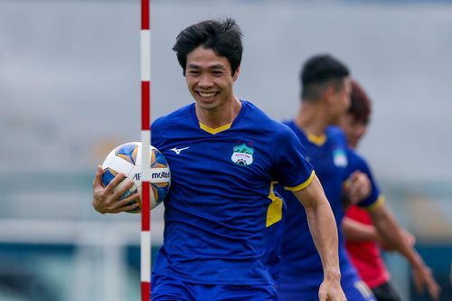 Công Phượng, Tuấn Anh vui vẻ trước trận gặp Yokohama