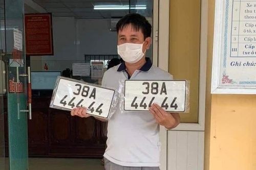 Người đàn ông Hà Tĩnh bấm được biển số xe ngũ quý 4