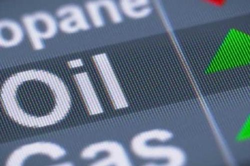 Giá dầu Brent trong sắc xanh trên sàn ICE