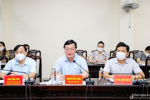 Chủ tịch UBND tỉnh Nguyễn Đức Trung tiếp công dân định kỳ tháng 4/2022