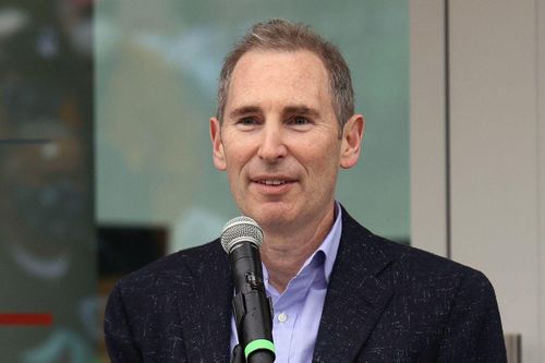 CEO Amazon để ngỏ khả năng bán NFT trên nền tảng thương mại điện tử