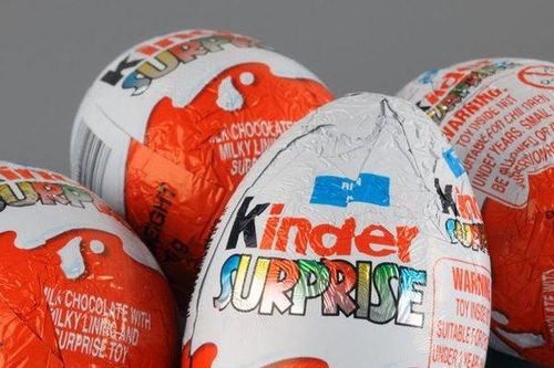 Bộ Công Thương đề nghị thu hồi kẹo trứng chocolate Kinder