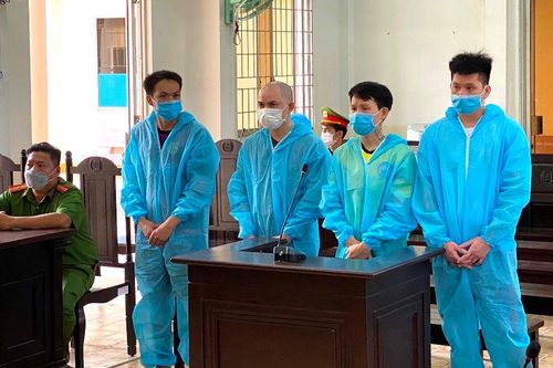 Bắt kẻ giúp sức, tóm được chủ mưu