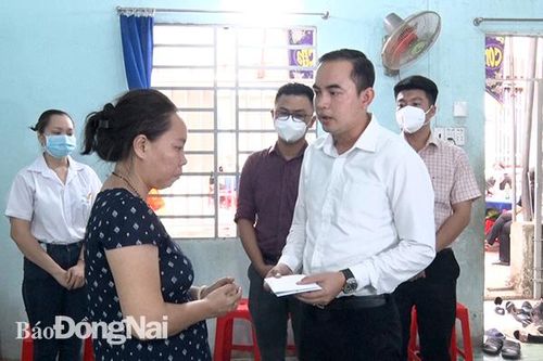 Hỗ trợ 35 triệu đồng gia đình thân nhân học sinh tử vong trong vụ cháy tại Biên Hòa
