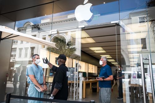 Apple gặp khủng hoảng vì chính sách 'zero Covid' của Trung Quốc