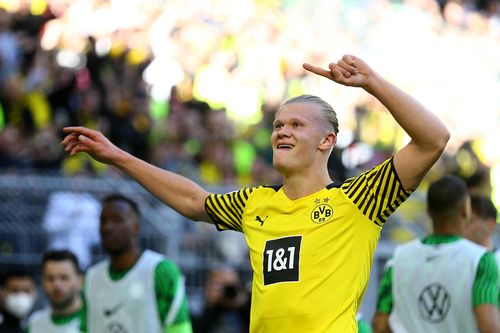 Haaland lập cú đúp trong chiến thắng 6-1 của Dortmund
