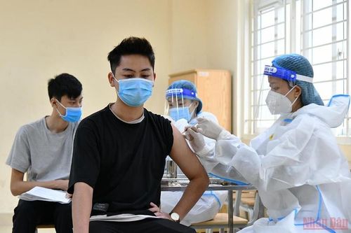Hà Nội ban hành kế hoạch tiêm vaccine cho hơn 1 triệu trẻ từ 5-11 tuổi