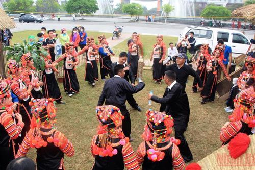 Lai Châu đồng hành với doanh nghiệp để phát triển du lịch