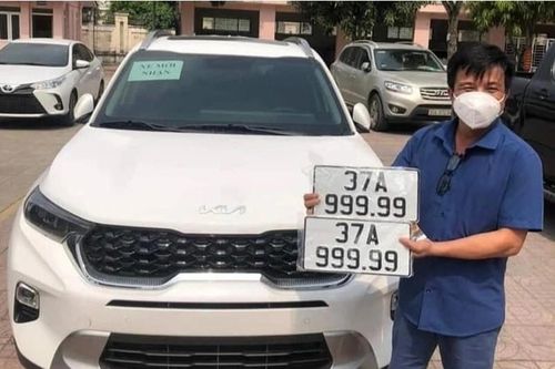 Chiếc xe biển 'VIP' nhất Nghệ An về tay chủ mới ở Hà Nội... giá?