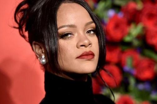 Nữ ca sĩ đình đám Rihanna chia tay bạn trai vì người thứ ba?