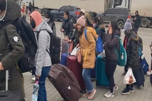 Ukraine tiếp tục mở các hành lang nhân đạo sơ tán dân thường