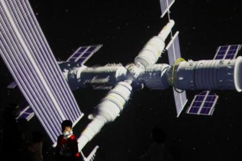Ba phi hành gia Trung Quốc trở về Trái đất sau hành trình 183 ngày trên vũ trụ