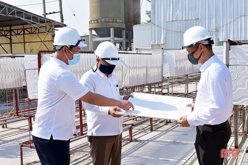 Cận cảnh nhà máy sản xuất thạch cao của doanh nghiệp Hà Tĩnh trên đất bạn Lào