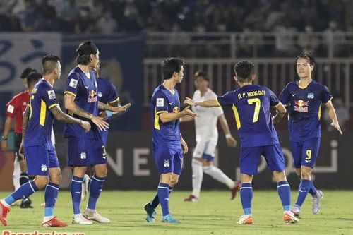 Công Phượng kiến tạo, HAGL thua sát nút đại gia Nhật Bản ở AFC Champions League