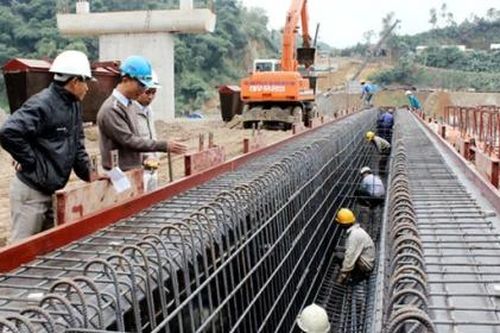 Giải ngân vốn đầu tư công mới đạt 11%