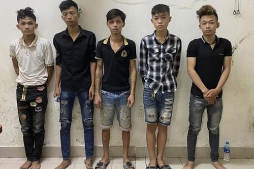 Bắt băng cướp tuổi teen dùng cây 3 chĩa gây án manh động ở TPHCM