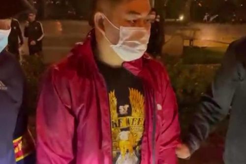 Nam thanh niên giấu ma túy trong túi áo sa lưới tổ 141