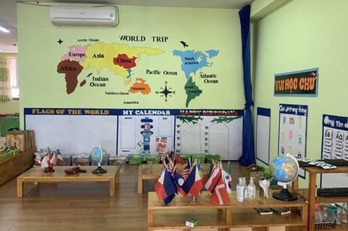 Lắp camera giám sát trong lớp mầm non: Nên hay không?