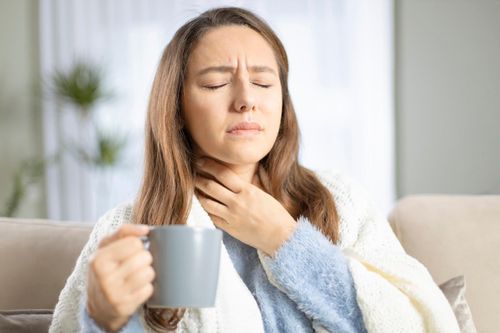 Cách khắc phục tình trạng khàn giọng hậu Covid-19