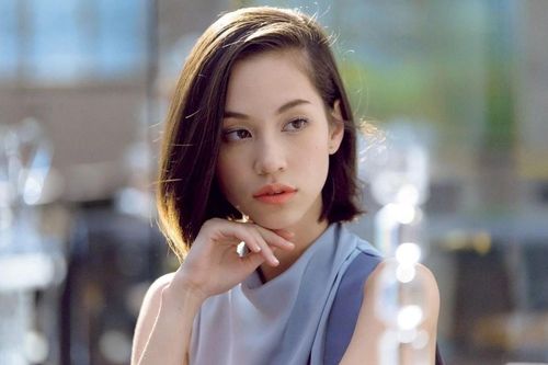 Nữ diễn viên bật khóc khi nói về nạn quấy rối tình dục ở showbiz Nhật