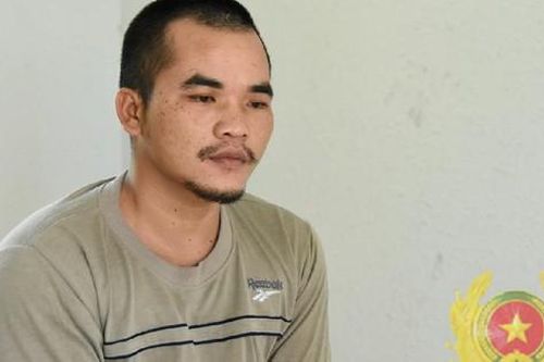 Khách nam bất ngờ khống chế hiếp dâm chị chủ quán tạp hóa
