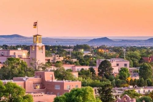 Khám phá 'vùng đất mê hoặc' New Mexico