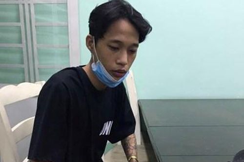 Thanh niên dùng dao đâm tài xế xe ôm nguy kịch, cướp tài sản
