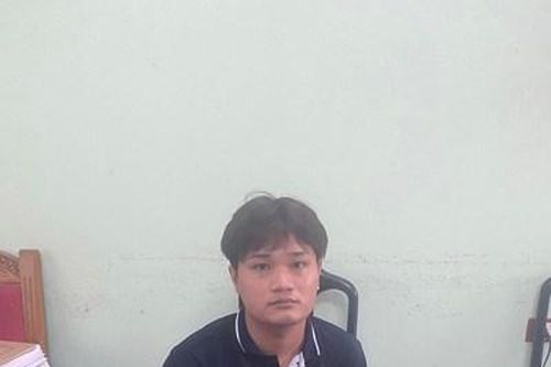 Bắt giữ đối tượng cầm dao xông vào cửa hàng điện thoại di động cướp tài sản ở Vĩnh Phúc