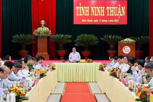 Thủ tướng lưu ý một số nhiệm vụ để Ninh Thuận phát triển nhanh và bền vững