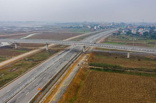 Phó Thủ tướng Lê Văn Thành: Phải hoàn thành 361 km cao tốc Bắc-Nam trong năm 2022